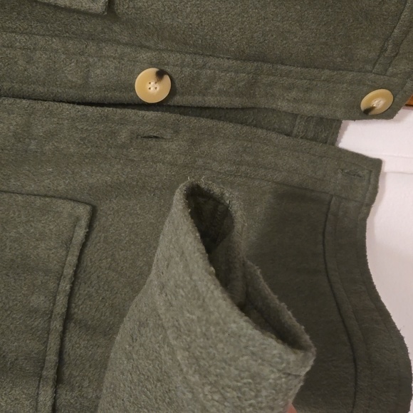 Coat - Picture 4 of 4